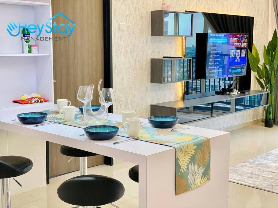 Novo 8 Residence Bachang By Heystay Management Kampong Tambak 外观 照片