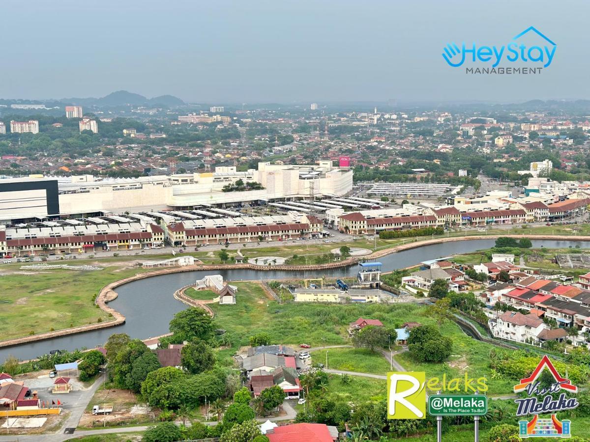 Novo 8 Residence Bachang By Heystay Management Kampong Tambak 外观 照片